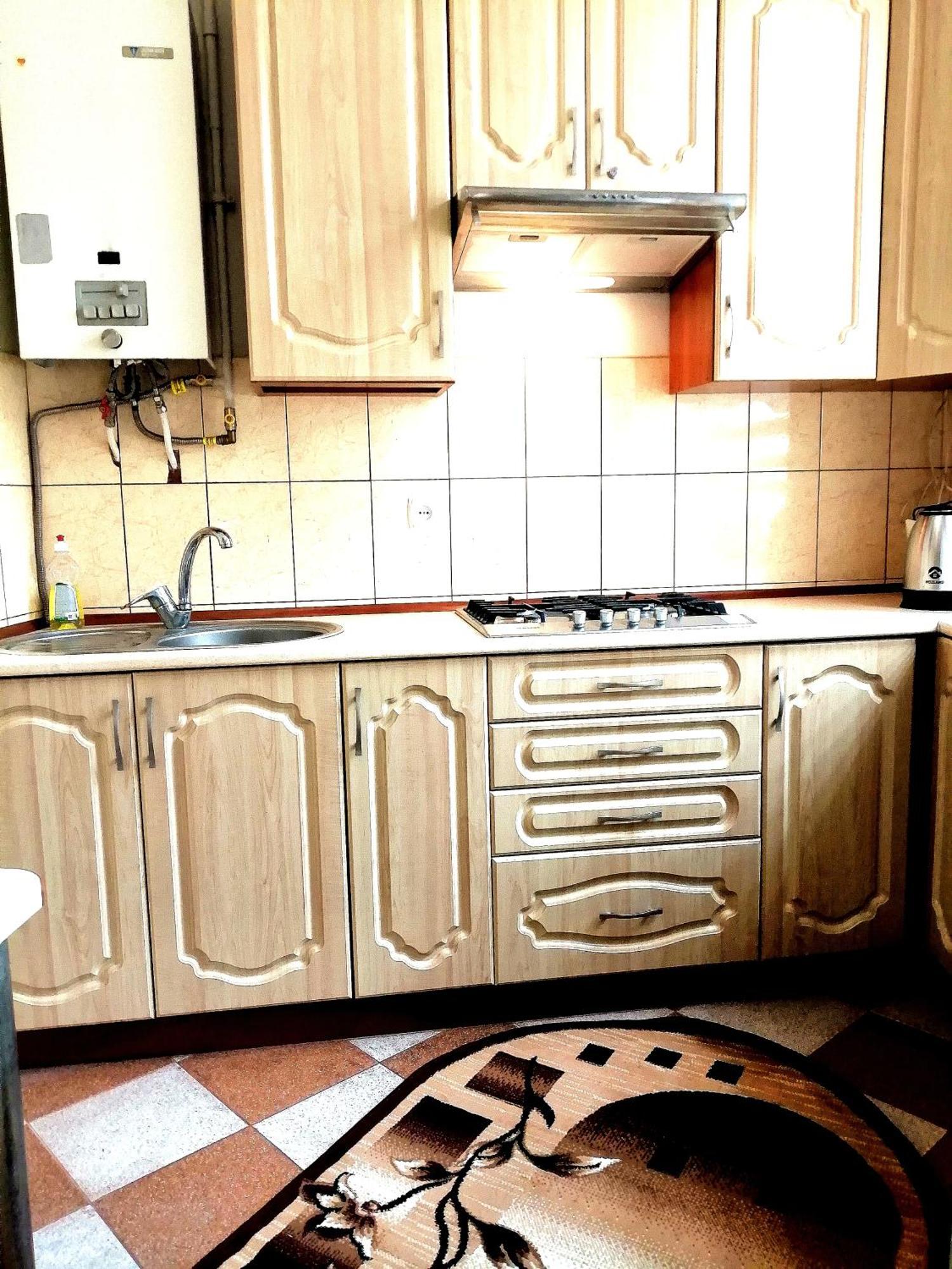 Flat On Sheptytskykh Apartman Lviv Kültér fotó