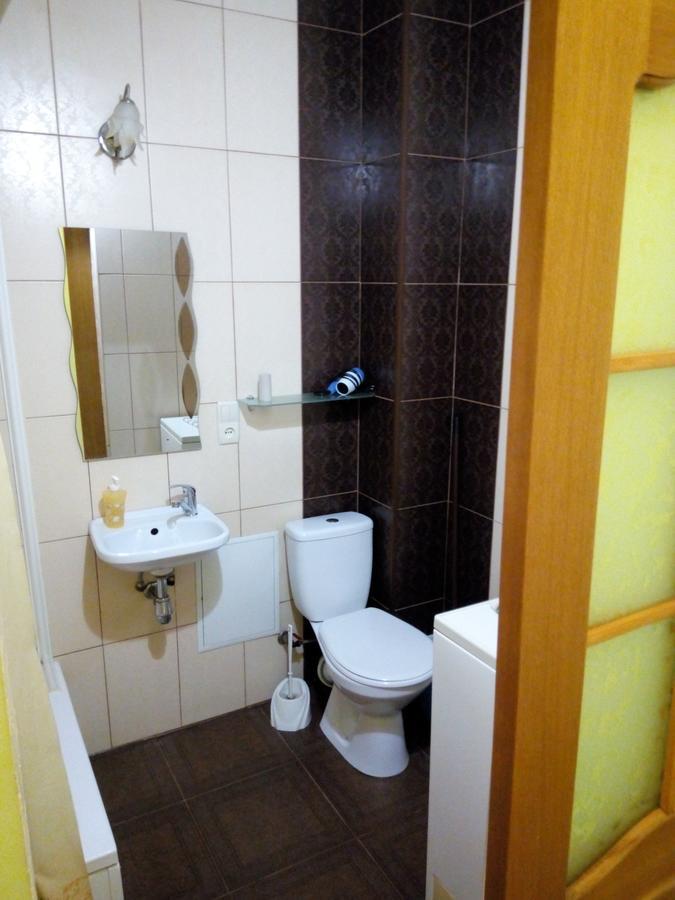 Flat On Sheptytskykh Apartman Lviv Kültér fotó