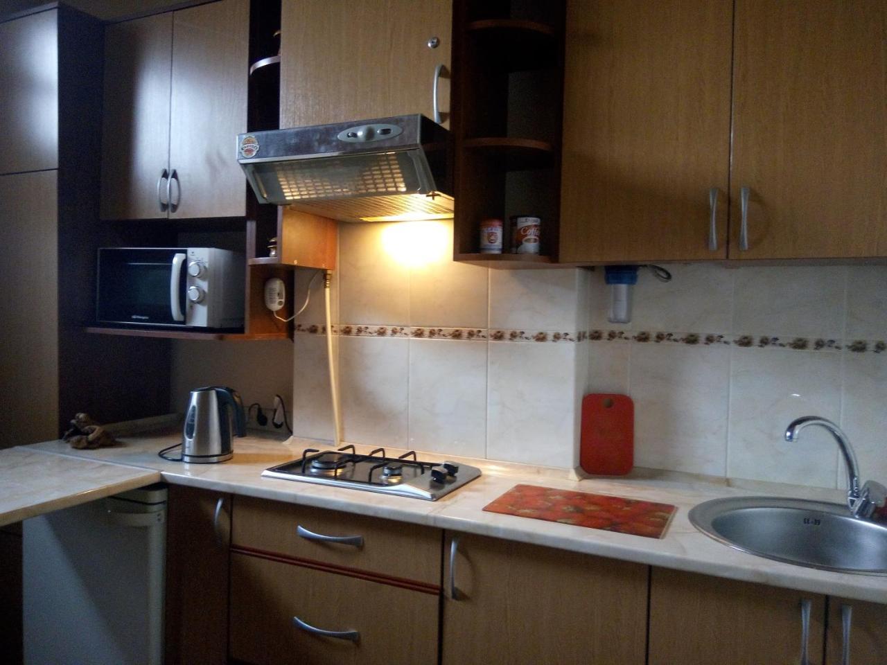 Flat On Sheptytskykh Apartman Lviv Kültér fotó